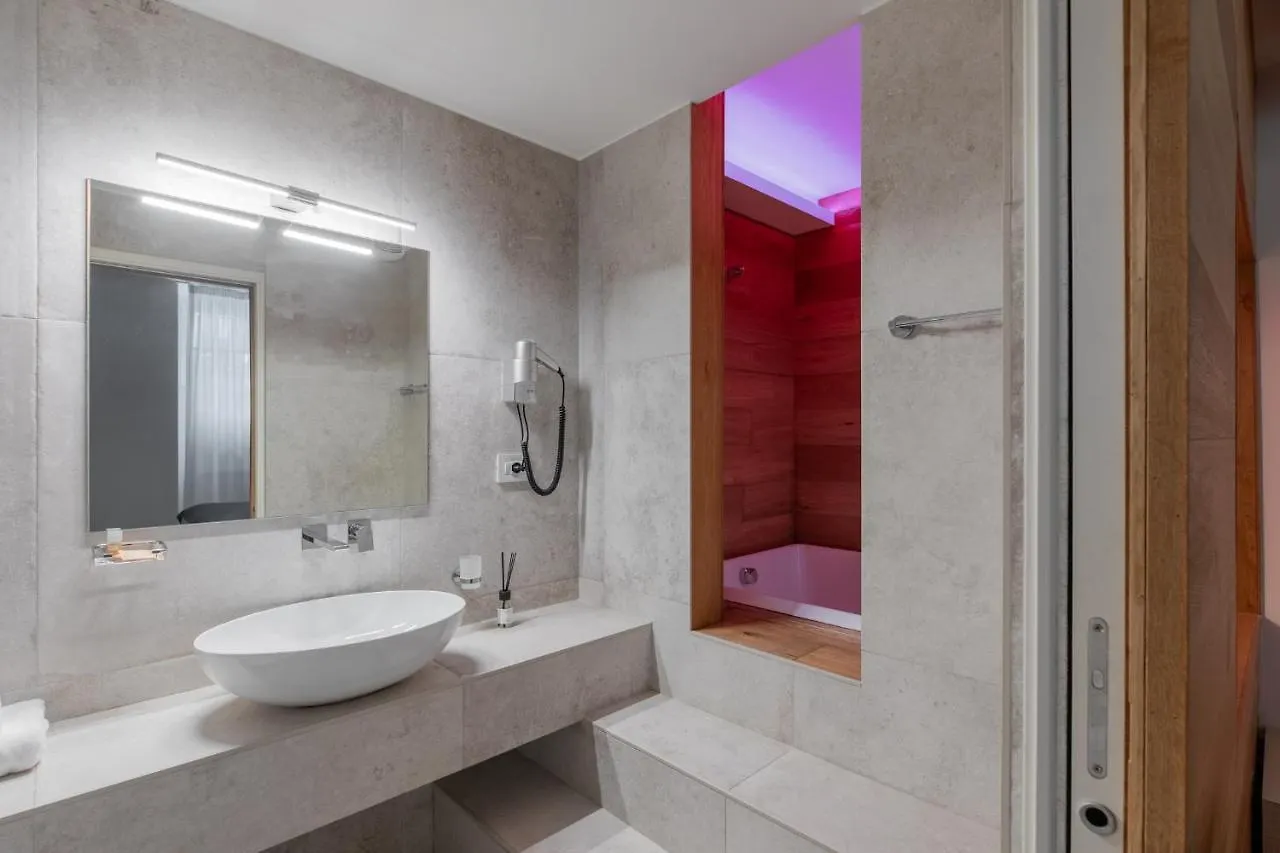 Saint Peter Caesar Suites Rome